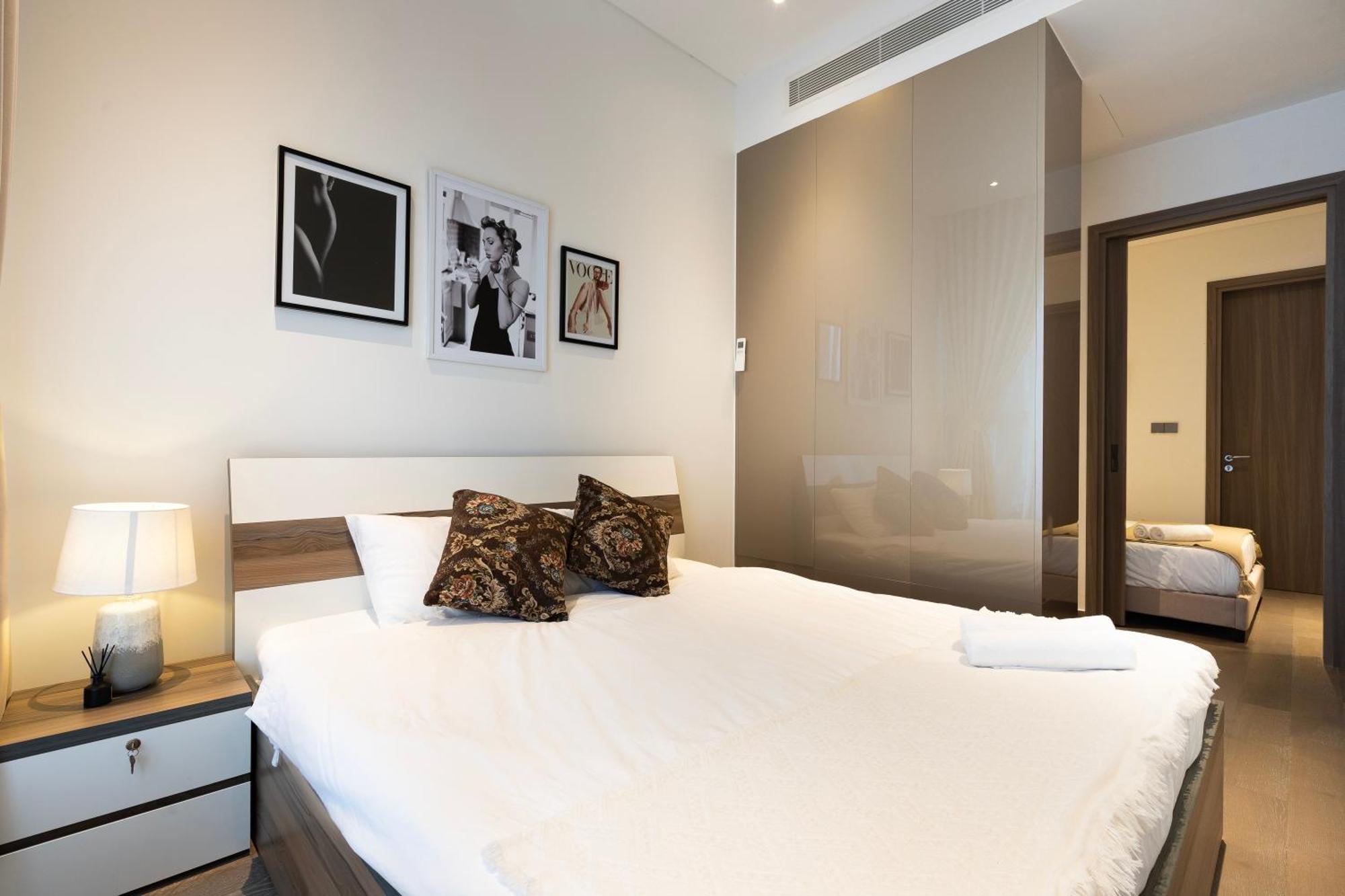 Apartment Happy High-end - Central, Whole City View & Infinity Pools - The Marq Ho Chi Minh City