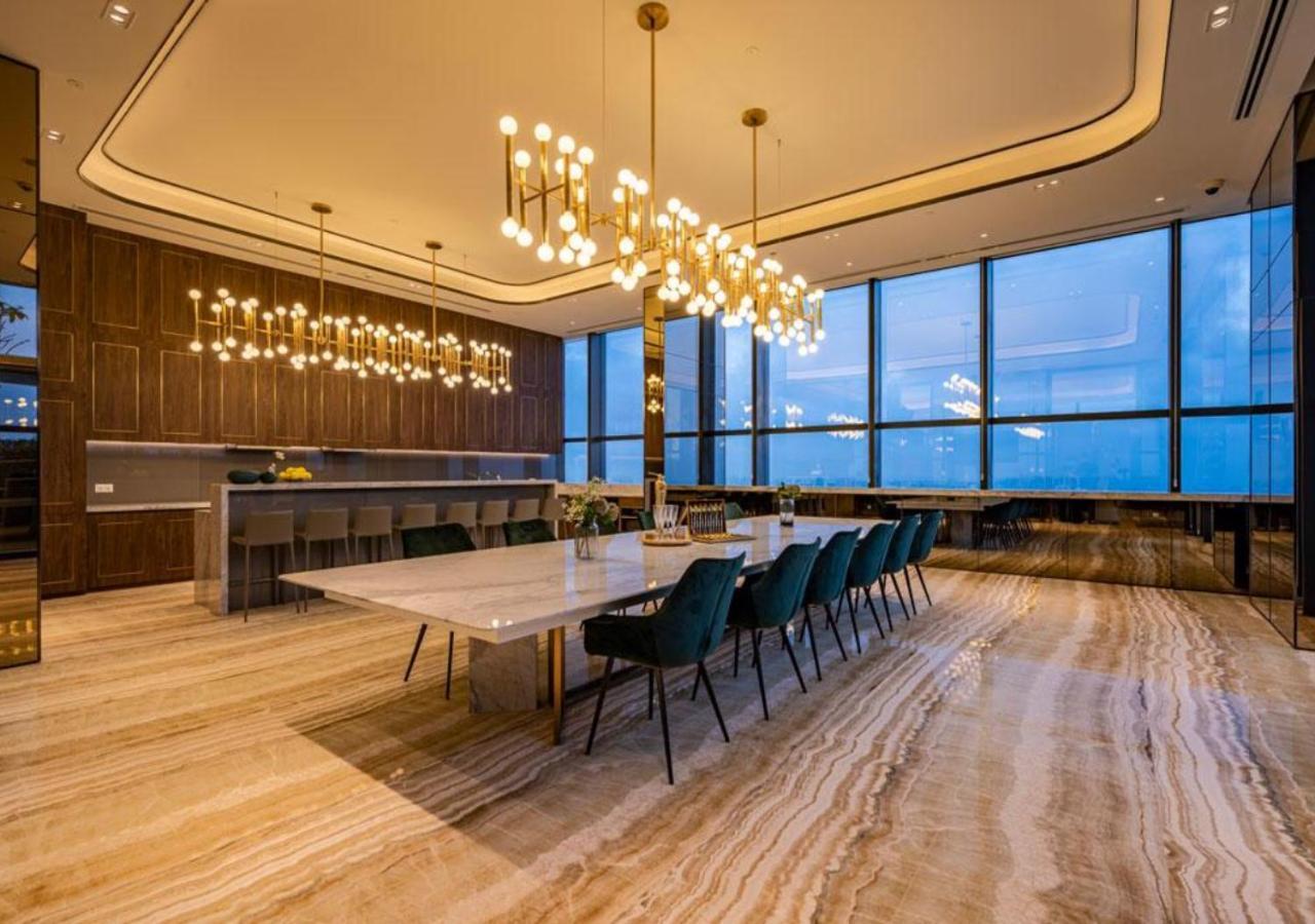 Happy High-end - Central, Whole City View & Infinity Pools - The Marq Apartment *