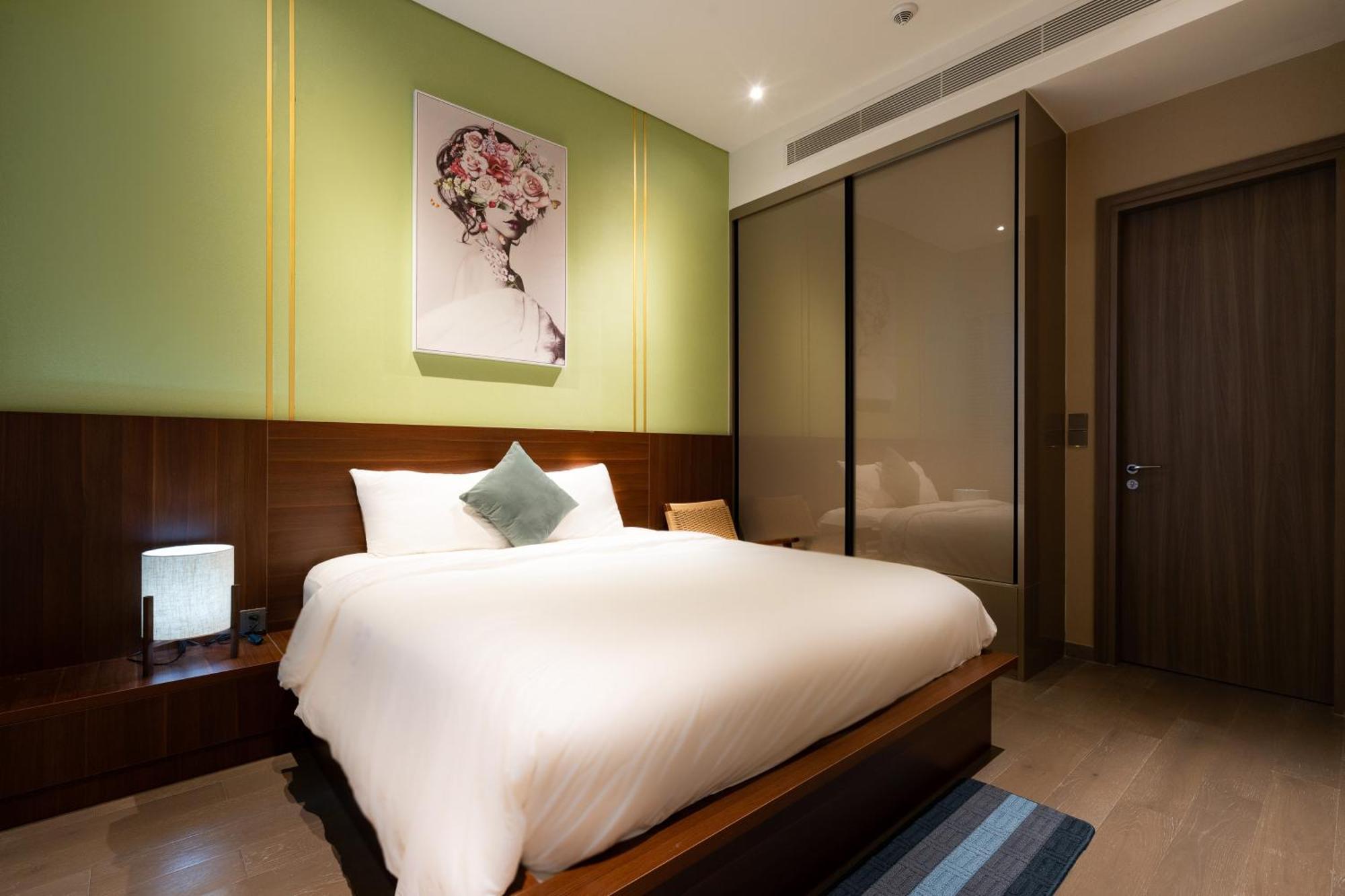 Happy High-end - Central, Whole City View & Infinity Pools - The Marq Ho Chi Minh City