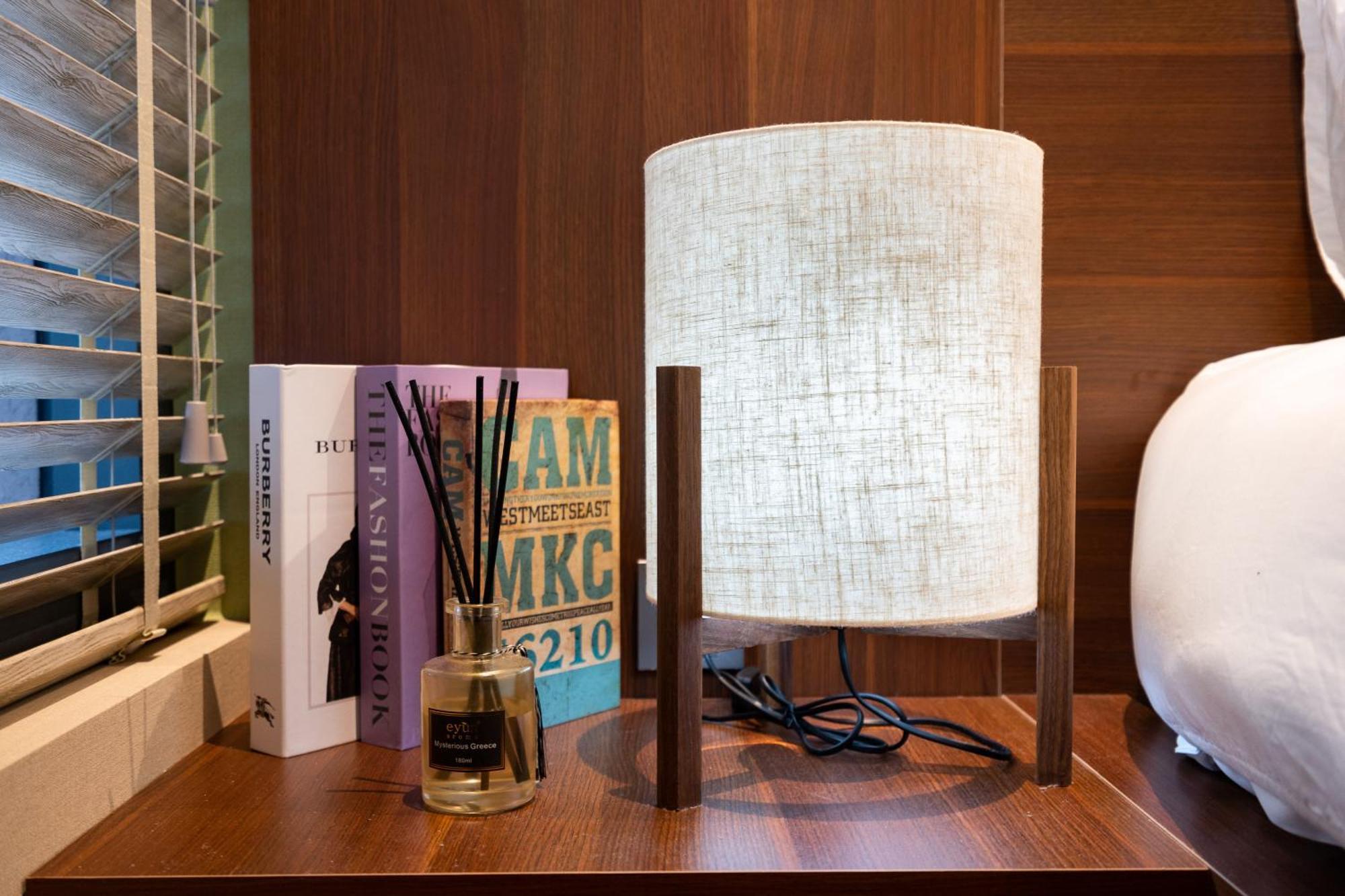 Apartment Happy High-end - Central, Whole City View & Infinity Pools - The Marq Ho Chi Minh City